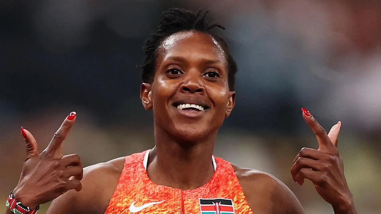 The Kenyan star claims historic 4th world 1500m championship