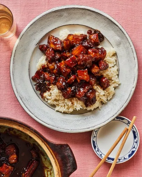 The Chef's Flavorful Dishes for Lu Rou Fan and Fried Daikon Cubes