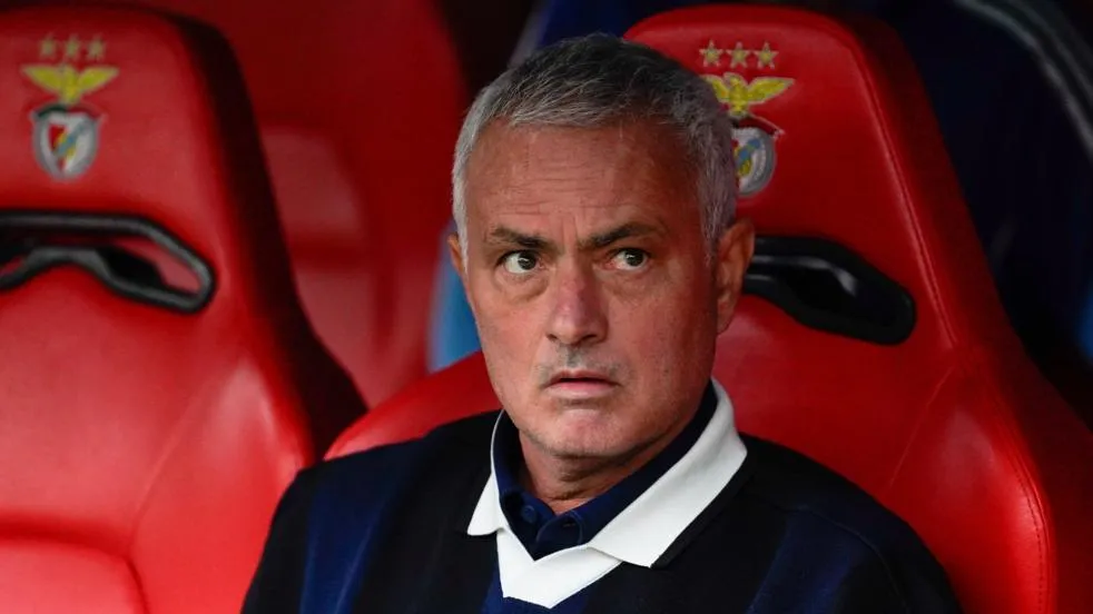 Mourinho Announced as Manager of Benfica