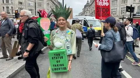 Numerous Demonstrators Converge in Heart of London to Denounce President Trump's Official UK Trip