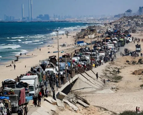 Israel Announces Temporary Escape Route for Northern Gaza Civilians