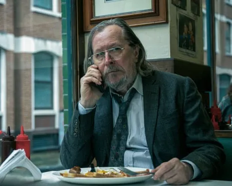 Mick Herron's New Novel Overview: More Entertainment with the Slow Horses