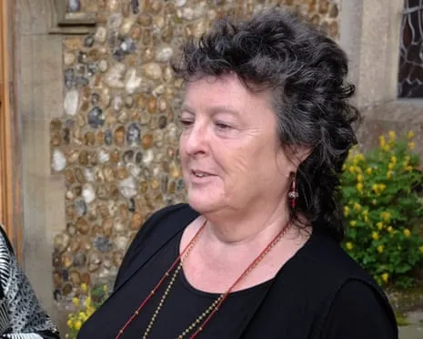 The Renowned Poet Composes Explosive Verse on Donald Trump’s British Royal Tour